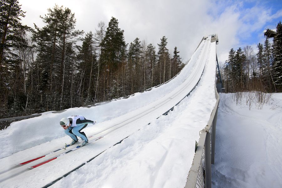 skier-goes-down-run-in-winter-olympics